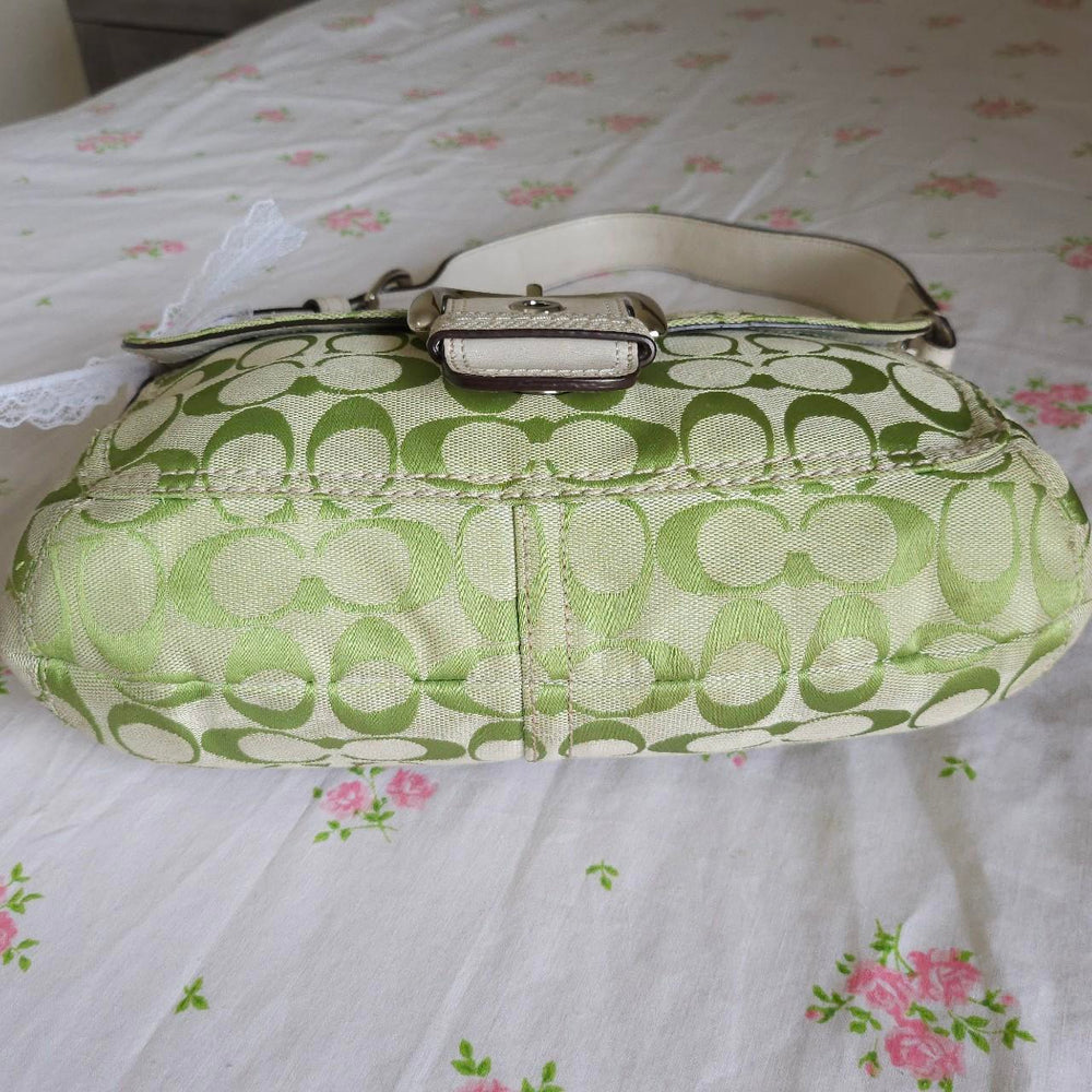 💚 Y2K Coach Lime Green Soho Shoulder Bag Purse 💚